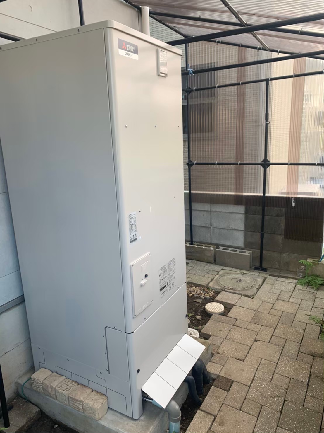 神奈川県座間市栗原中央エコキュート交換工事T様